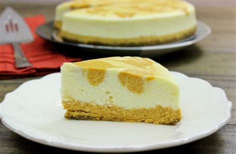 deluxe-pumpkin-cheesecake-olgas-flavor-factory image