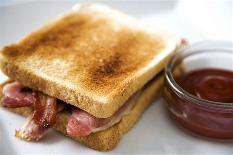the-best-bacon-sandwich image