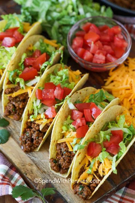 easy-ground-beef-tacos image