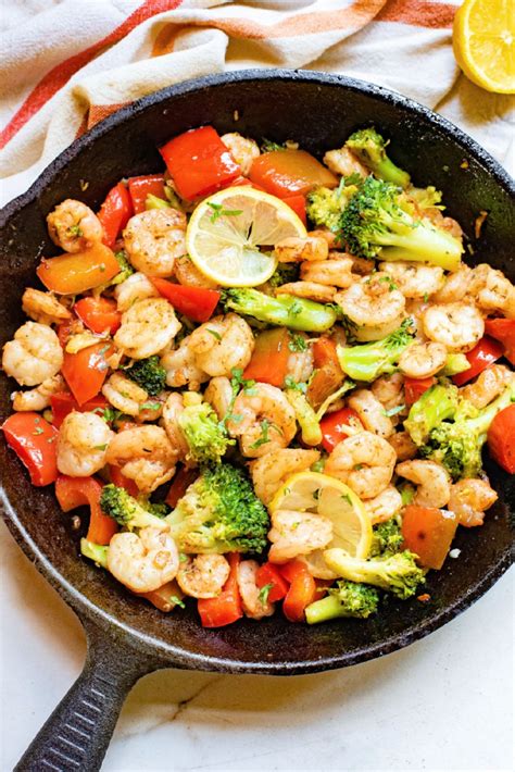 garlic-shrimp-with-broccoli-and-bell-peppers image