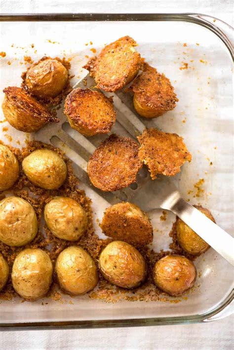 crispy-roasted-parmesan-potatoes-recipetin-eats image