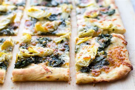 spinach-and-artichoke-sheet-pan-pizza-simply image