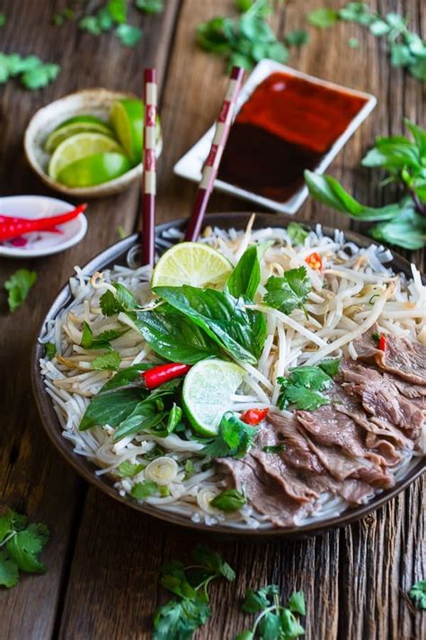 vietnamese-pho-beef-rice-noodle-soup-slow-cooker image