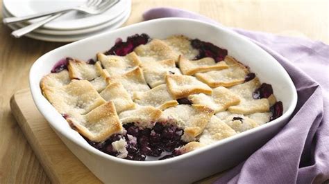 easy-blueberry-cobbler-recipes-and-ideas-pillsburycom image