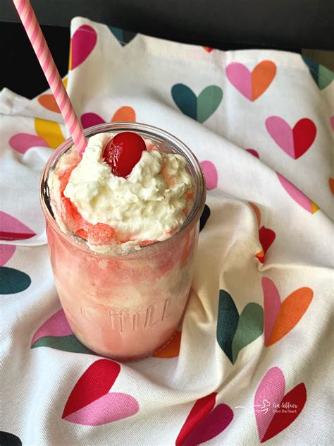 shirley-temple-float-with-vanilla-ice-cream-and-a-cherry image