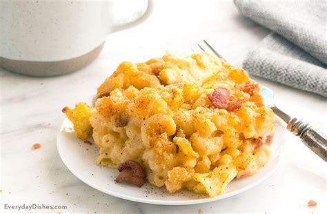 mac-and-cheese-recipe-with-bacon-and-egg-everyday image