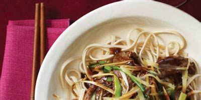 beef-stir-fry-with-fresh-and-pickled-ginger image