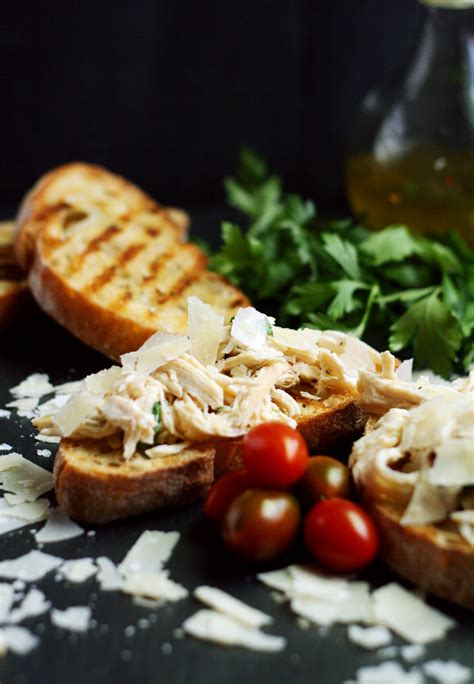 tuscan-chicken-crostini-simple-sassy-and-scrumptious image