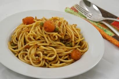 spaghetti-with-cumin-in-tomato-sauce-tasty-kitchen image