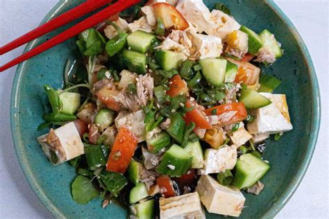 tofu-salad-with-cucumbers-tomatoes-tuna-and image