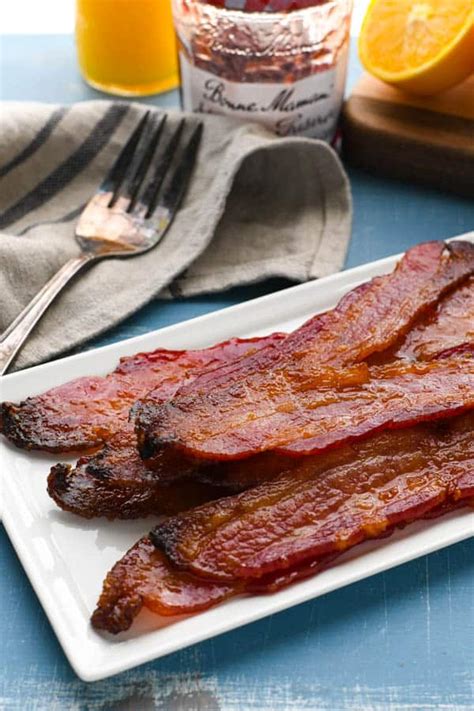 candied-bacon-pig-candy-the-seasoned-mom image