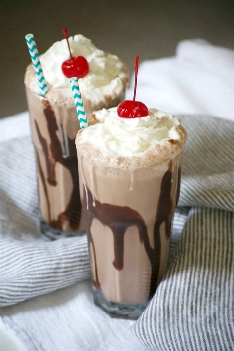 double-chocolate-malted-milkshake-365-days-of-baking image