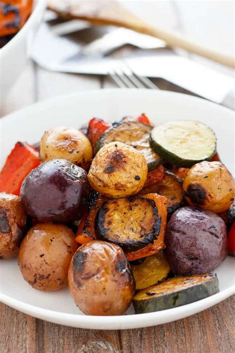 bbq-potatoes-and-vegetable-medley-the-cookie-writer image