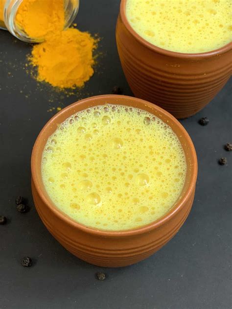 turmeric-golden-milk-recipe-haldi-doodh-indian image