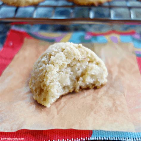 3-ingredient-banana-almond-flour-cookies-vegan-oil image