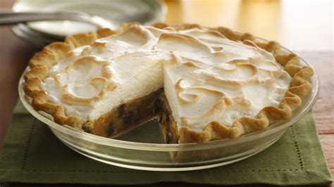 sour-cream-raisin-pie-recipe-pillsburycom image