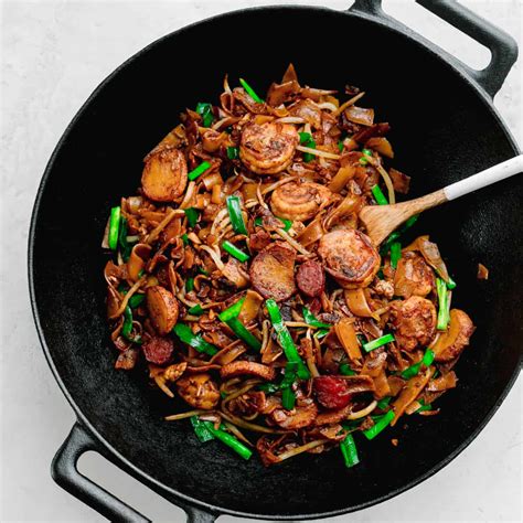 char-kway-teow-penang-stir-fried-flat-rice-noodles image