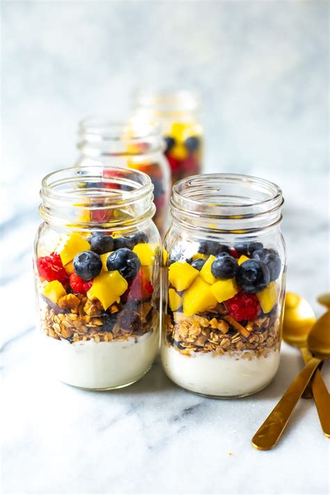 healthy-fruit-and-yogurt-parfaits-meal-prep-the-girl image
