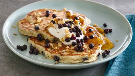 power-pancakes-with-quinoa-and-blueberries image