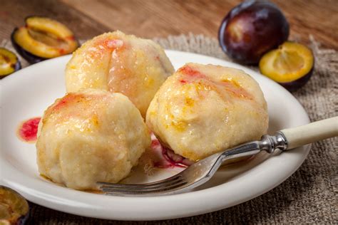 friuli-tipycal-dish-trieste-style-plum-gnocchi-ricette image