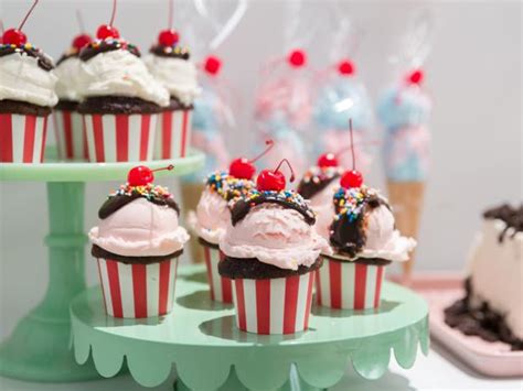 ice-cream-sundae-cupcakes-party-crushing-food image