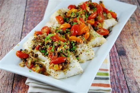baked-cod-with-olive-and-tomato-tapenade-4-points image