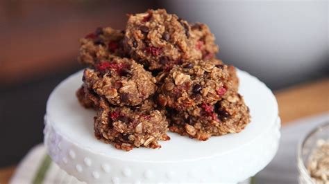 quick-and-simple-vegan-carrot-cake-quinoa-cookies image