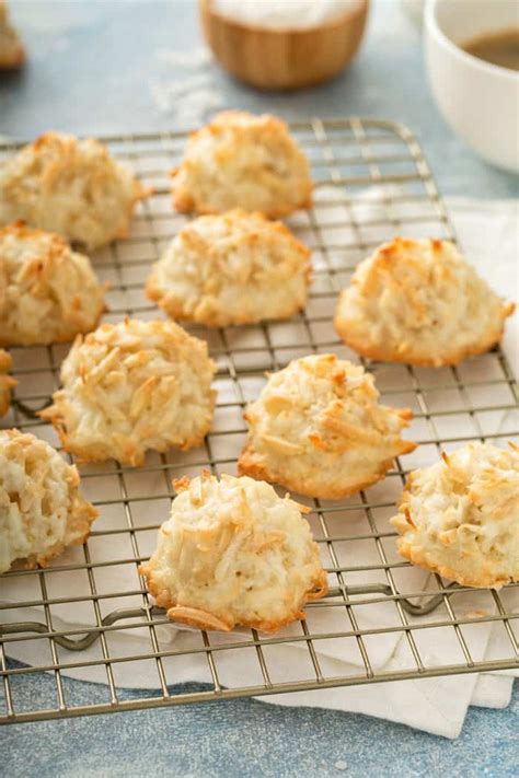 coconut-macaroons-with-almonds-my-baking-addiction image