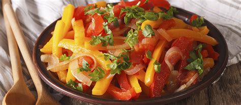 piperade-traditional-vegetable-dish-from-pyrnes image