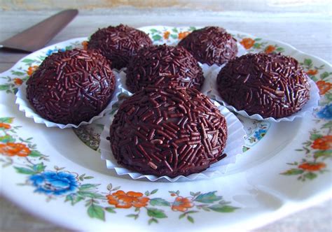 brigadeiro-brazilian-fudge-balls-food-from-portugal image