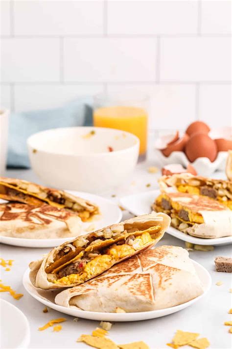 breakfast-crunchwraps-sausage-cheese-pancake image