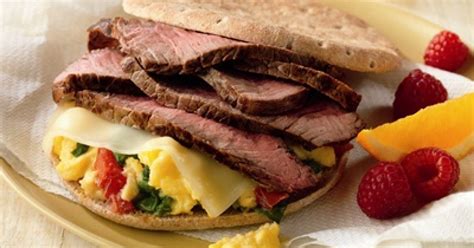 beef-and-spinach-breakfast-sandwich-new-mexico image