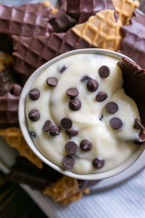 best-ever-cannoli-dip-recipe-so-easy-to-make-jz-eats image