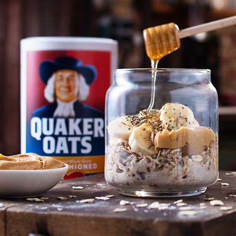 peanut-butter-banana-overnight-oats-recipe-quaker-oats image