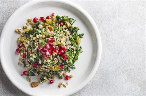 recipe-kale-seeds-and-grains-salad-michelin-guide image