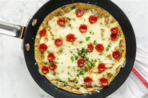 keto-breakfast-pizza-easy-15-minute-meal-easy-low-carb image