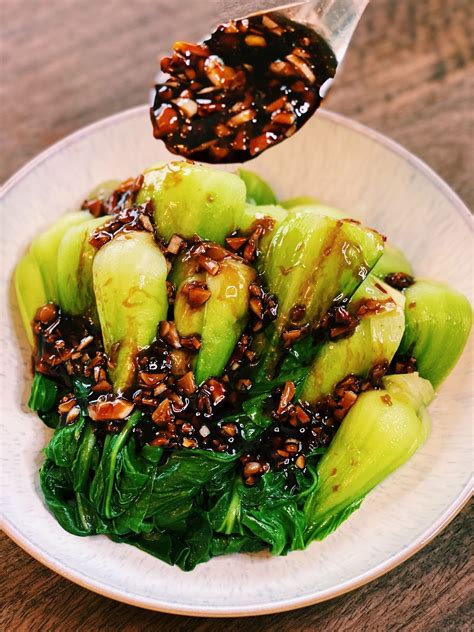 bok-choy-with-garlic-sauce-10-minutes-only-tiffy image