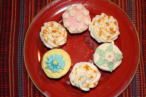 orange-liqueur-cupcakes-iran-revelution-zozo image