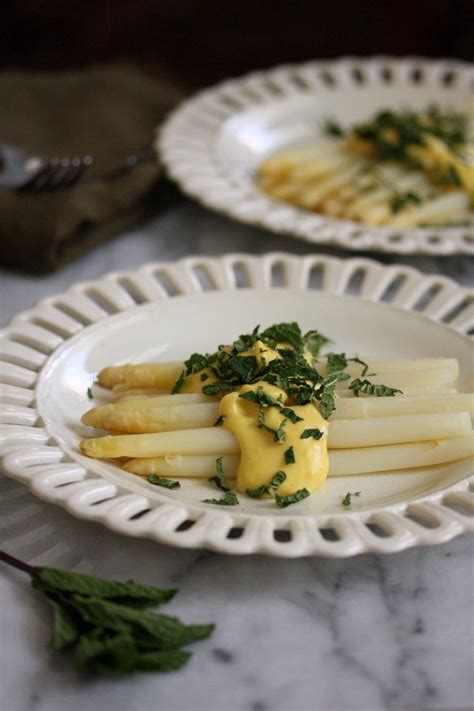 white-asparagus-recipe-with-sabayon-sauce-healthy image