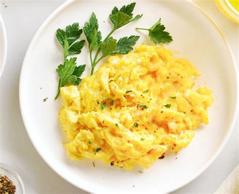 how-to-make-scrambled-eggs-savory-experiments image