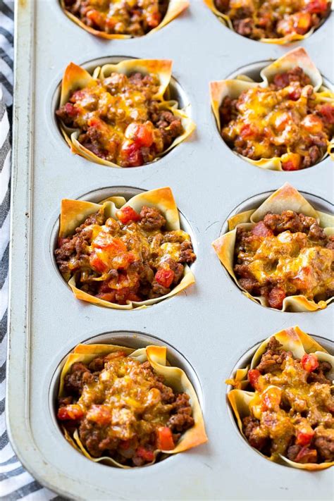 taco-cups-with-beef-and-cheese-dinner-at-the-zoo image