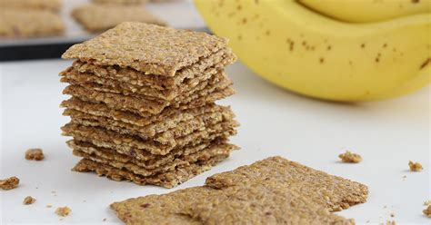 banana-bread-flax-seed-crackers image