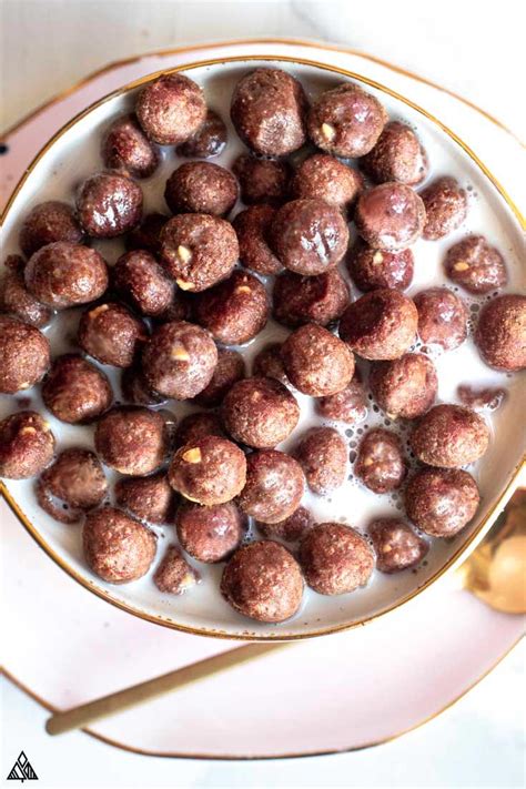 low-carb-keto-cocoa-puffs-keto-cereal image