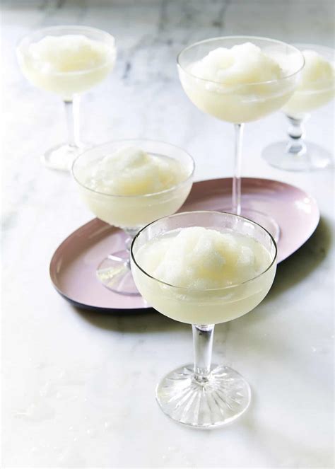 the-best-frozen-daiquiri-with-a-twist-the-blender-girl image
