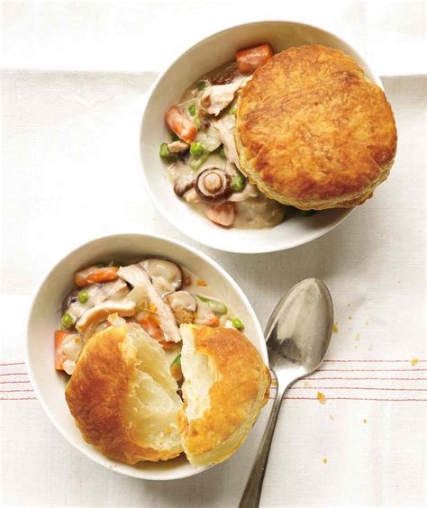 slow-cooker-creamy-chicken-and-mushroom-potpie image