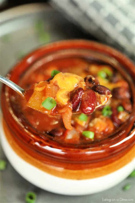 crock-pot-vegetarian-chili-recipe-eating-on-a-dime image
