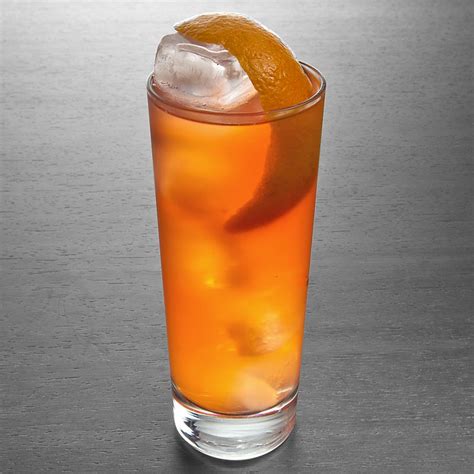 garibaldi-cocktail-recipe-liquorcom image