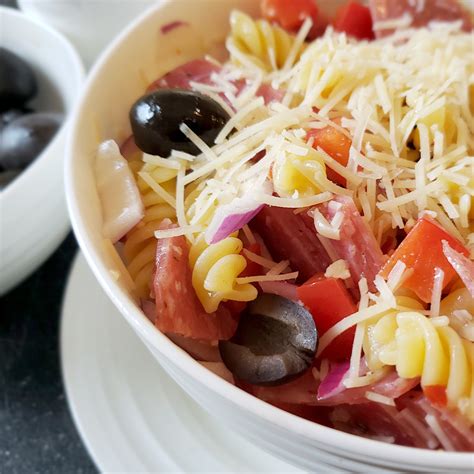 easy-italian-salami-pasta-salad-bar-s-foods image
