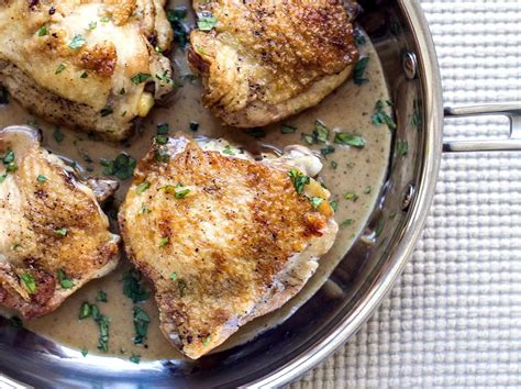 chicken-with-rosemary-wine-sauce-girl-gone-gourmet image