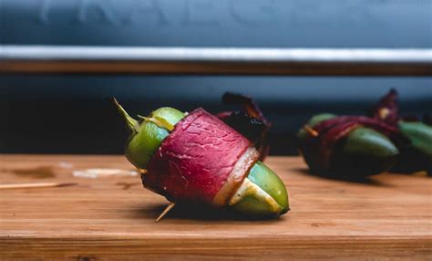 smoked-duck-jalapeo-poppers-recipe-duckchar image